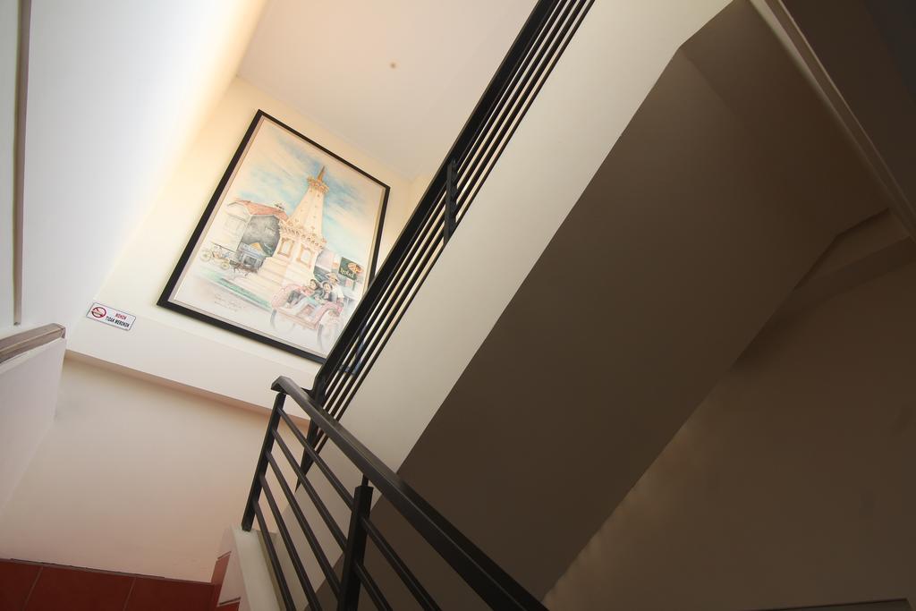 Hotel Pules Джокьякарта Экстерьер фото
